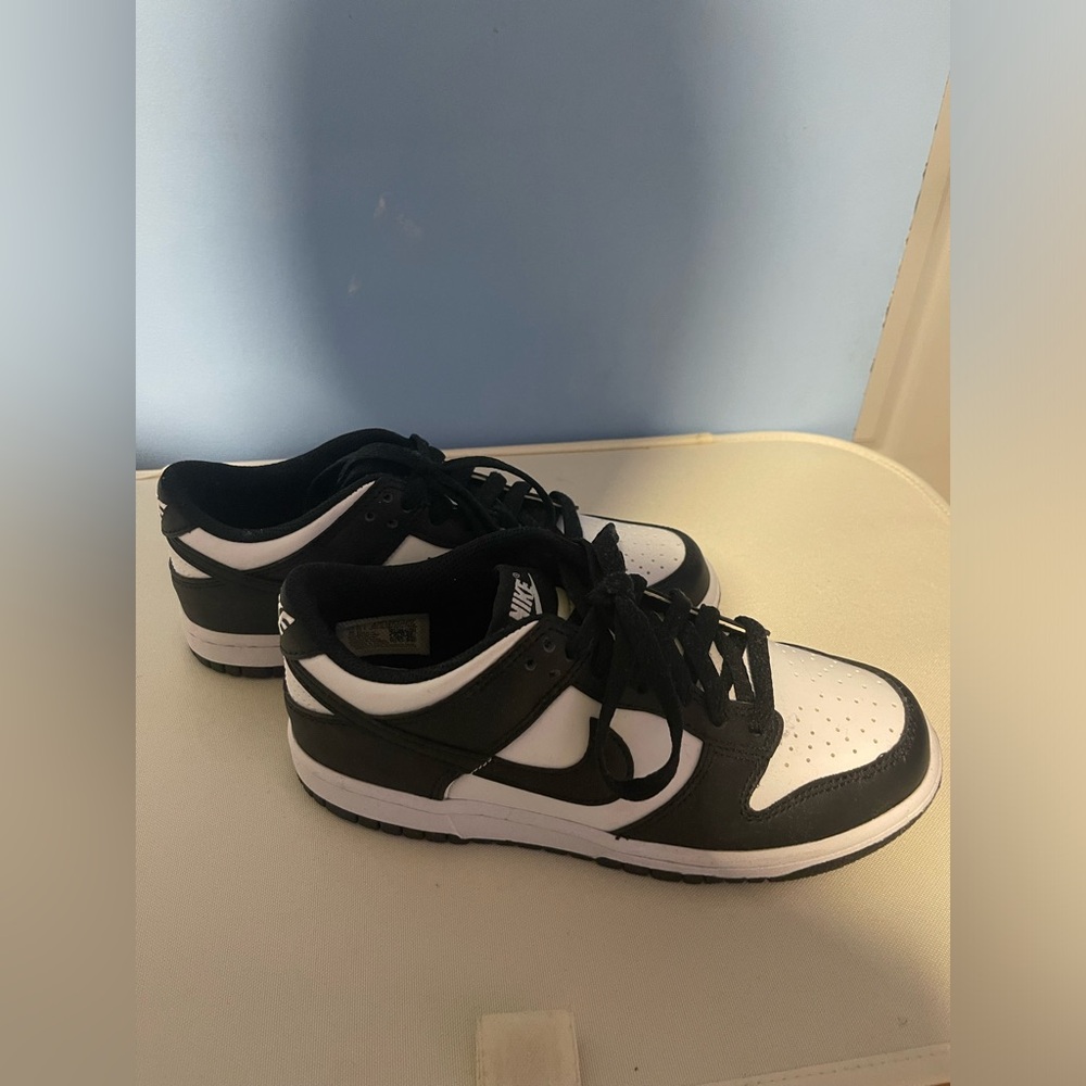 Nike Panda Dunks